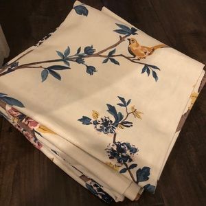 Beautiful 84” Curtains